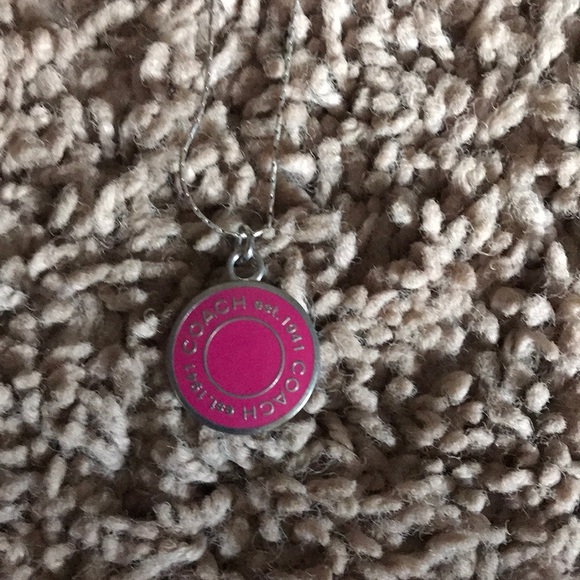 Coach necklace - Picture 4 of 6